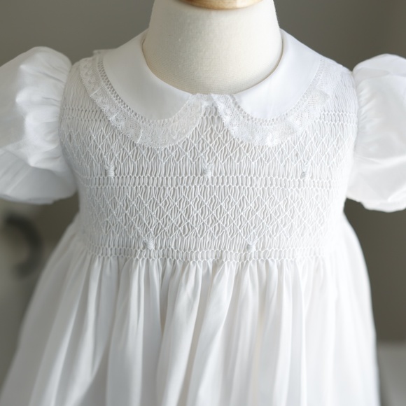 Girls Lacey Smocked Dress White Heirloom Feltman Brothers Flower Girl NWT - Picture 8 of 10